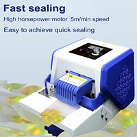 Machine de scellage automatique et continu pour sacs en plastique