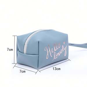 Vente en gros, offre spéciale, sac à cosmétiques pour femme en PU, sac de rangement de voyage carré étanche et mignon avec logo personnalisé - Product Image 6