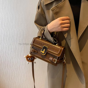 Summer New Women's Ins PU Leather <b>Handbag</b> Popular <b>Small</b> One Shoulder Bag Button Portable Fashionable Crossbody Bag Tanjing - Product Image 6