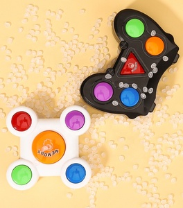 <span class=keywords><strong>Jeu</strong></span> électronique éducatif portable de mémoire et de reconnaissance des couleurs, <span class=keywords><strong>jeu</strong></span> de société classique avec lumières et sons, jouet lumineux pour enfants de 5 à 7 ans - Product Image 6