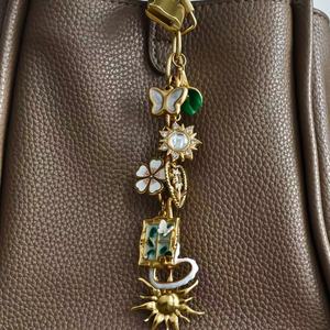 Llavero de Oro Grabado Personalizado DIY, Accesorio Vintage con Iniciales para Bolso de Mujer, Regalo para Ella - Product Image 5