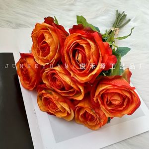 Roses artificielles Junheyuan, 7 têtes sur une seule branche, pour la décoration de mariage et de la maison - Product Image 1