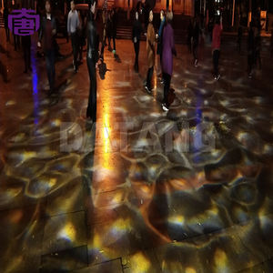 Proyector de Luz de Ondas de Agua LED para Decoraciones Navideñas y Festivas - Product Image 3