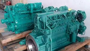 Moteur 240B/290B D7E neuf en stock - Product Image 4