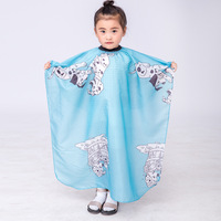 Cape de barbier écologique à motif de dessin animé pour enfants Cape de coiffure antiadhésive imperméable pour salon de coiffure pour enfants