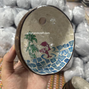 Vente en gros de bols de noix de coco faits à la main écologiques avec finition laquée | Bol de cuisine naturel d'origine vietnamienne - Product Image 4