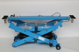 Minielevador de tijera para coche, elevador neumático portátil para garaje y almacén, 2,5 toneladas - Product Image 2