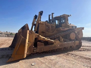 รถดันดินตีนตะขาบ CAT D11T พร้อมใบมีดและริปเปอร์ ระบบไฮดรอลิก MOOG ปี 2022 อุปกรณ์ก่อสร้างงานหนักมือสอง - Product Image 6