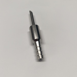 Bouteille <span class=keywords><strong>de</strong></span> solution saline réutilisable en acier inoxydable avec embout |   Autoclavable 134 ° C |   Luer Lock anti-fuite pour chirurgie <span class=keywords><strong>de</strong></span> liposuccion - Product Image 3