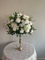 Fleurs et plantes décoratives Oem Centres de table pour événement de mariage Boule de fleurs en soie artificielle Décorations de mariage Fournitures