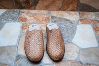 Sandales marocaines unisexes par Moroccansoul avec dessus en cuir véritable, doublure et semelle intérieure en cuir véritable souple, fabriquées au Maroc
