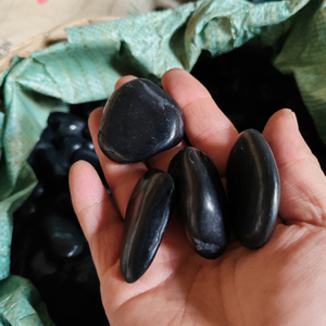 Đánh bóng đá cuội đen tự nhiên & Đá sông tròn đa năng ngoài trời & ứng dụng ngoại thất loại đá cuội - Product Image 3