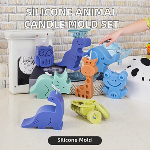 Moule en silicone parfumé écologique Meka en forme de pivoine pour résine, gâteaux, savons, bougies - Design élégant en stock - Product Image 2