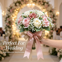 Bouquet de mariée artificiel en roses avec nœud et ruban pour mariage en forêt, idéal pour la photographie de robes de mariée