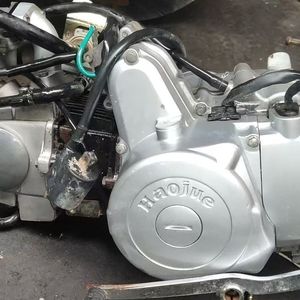 Moteur d'occasion Haojue China III 110-6 Xiyun, compatible avec les motos Zongshen, Loncinifan, Dayang - Product Image 4