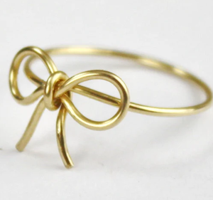 Anello con papillon in oro minimalista avvolto in filo avvolto in oro Dimentica Me anello con nodo con anello con nodo e promessa amicizia - Product Image 4