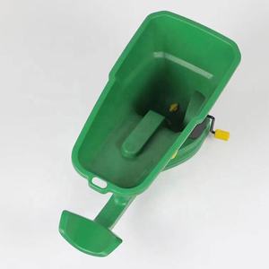 Spargitore di <span class=keywords><strong>semi</strong></span> tenuto in mano manovella Design trasmissione flusso regolabile fertilizzante di <span class=keywords><strong>semi</strong></span> di erba uniforme di sale spalmatore di <span class=keywords><strong>prato</strong></span> e giardino - Product Image 4