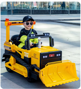 Bulldozer eléctrico de dos plazas para bebés, niños y niñas, vehículo todoterreno con control remoto con cuatro ruedas, hecho de plástico duradero - Product Image 1