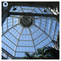 Plafond moderne en treillis de verre avec conception ouverte personnalisée pour l'extérieur Structure en acier Toit en dôme de verre