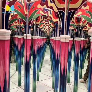 Produttore di Labirinti di Specchi per Parchi Divertimento al Coperto |   Attrezzature Personalizzabili per Musei delle Illusioni e Parchi Divertimento - Product Image 2