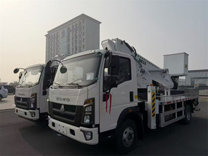 Plataforma Aérea Telescópica Montada en Camión ISUZU de 30m con Transmisión Automática 4x2, Nueva, Diésel - Product Image 4