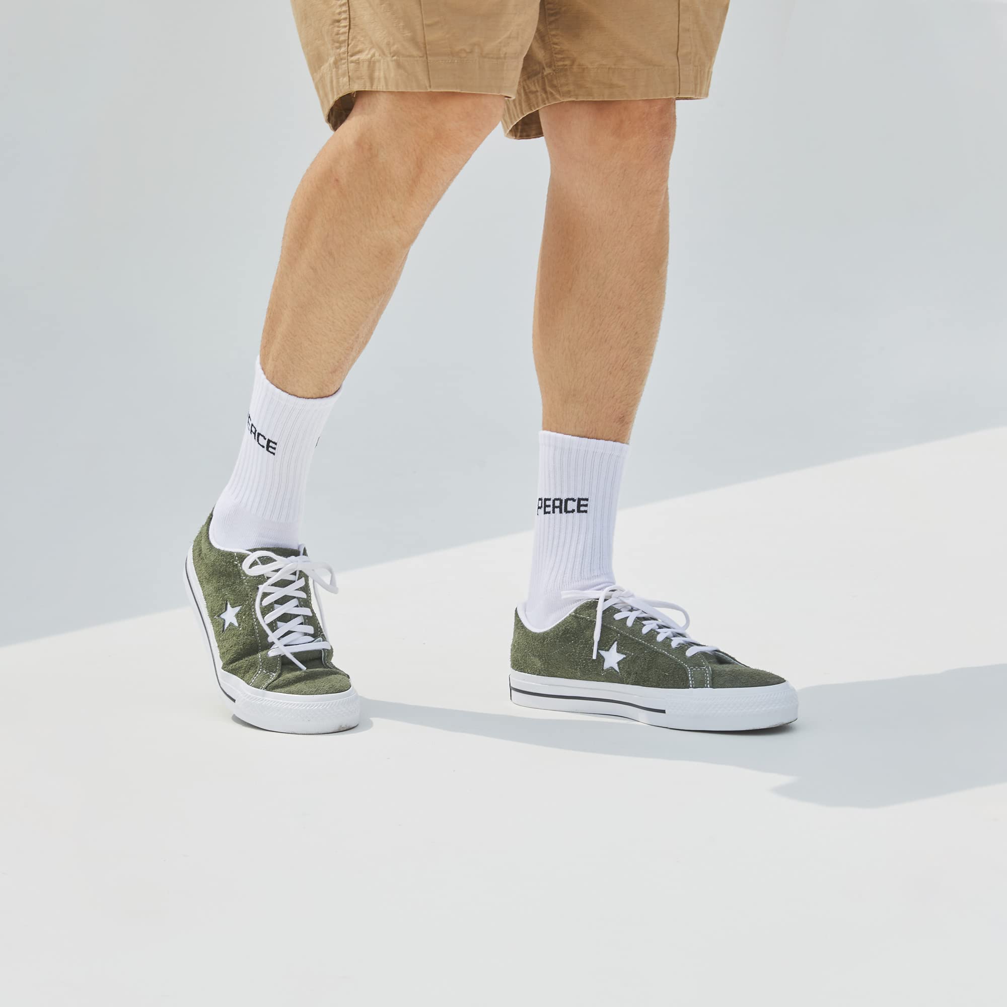 Custom Jacquard Design Letter Happy Face Socks Cozy Wholesale Cotton Socks sport