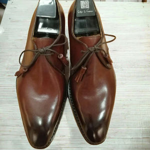 Chaussures Oxford de ville pour hommes en cuir de veau de qualité supérieure, à lacets, bout carré, fabriquées à la main avec construction Goodyear, idéales pour le bureau et les affaires. - Product Image 3