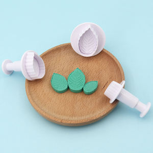 Lot de 3 <span class=keywords><strong>emporte</strong></span>-pièces en forme de feuille de rose, imitation plastique écologique, faciles à utiliser, origine Zhejiang - Product Image 5