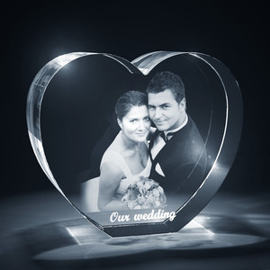 Photo de portrait 3D en laser sur cristal en forme de cœur pour des cadeaux de <span class=keywords><strong>retour</strong></span> luxueux - Product Image 2