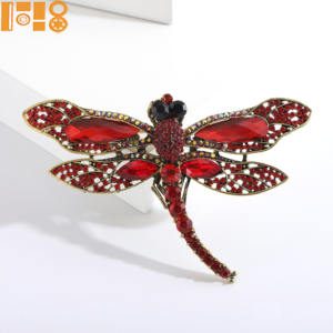 Nouvelle broche <span class=keywords><strong>libellule</strong></span> au design personnalisé en alliage et strass, accessoire vestimentaire polyvalent, vente en gros - Product Image 4