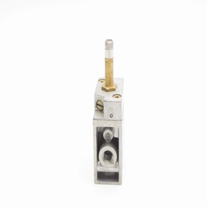 Nouveau stock original disponible <span class=keywords><strong>MOFH</strong></span>-<span class=keywords><strong>3</strong></span>-<span class=keywords><strong>1</strong></span>/<span class=keywords><strong>8</strong></span>-NPT SER. 0689 10835 <span class=keywords><strong>1</strong></span>/<span class=keywords><strong>8</strong></span>" 116PSI - Product Image 2