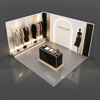 Stand d'exposition portable en aluminium pour salon professionnel, avec éclairage et structure de présentation pour vêtements