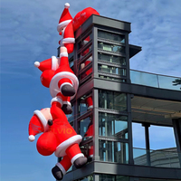 Decoración Navideña Inflable Personalizable para Exteriores, Figuras de Santa Claus en Posición de Escalar de Mano (Juego de Tres)