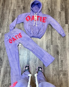 Tùy Chỉnh Thời Trang Phố Sweatsuit Cắt May Đính Đau Khổ Thêu Vá Cắt Áo Và Quần Bó Sát Set Bộ Đồ Thể Thao Cho Phụ Nữ - Product Image 3