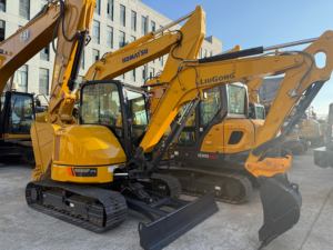 Nouvelle mini-excavatrice sur chenilles LIUGONG 9055F ZTS, pelle compacte pour travaux de jardinage et projets de canalisations - Product Image 1