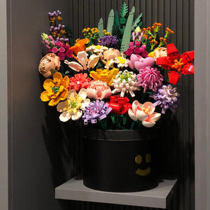 Blocs <span class=keywords><strong>de</strong></span> construction créatifs DIY 2026 pour la décoration <span class=keywords><strong>de</strong></span> bouquets <span class=keywords><strong>de</strong></span> plantes, fleurs gerbera, lys, camélia, modèle <span class=keywords><strong>de</strong></span> briques, jouets cadeaux pour filles - Product Image 2