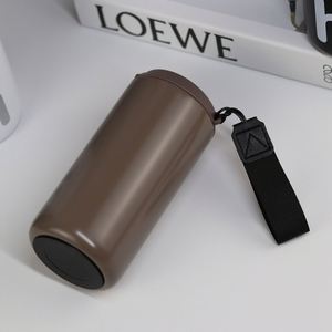 Termo de Vacío Portátil de Alta Estética, Acero Inoxidable 316, 2L, Taza de Regalo, Uso en Auto, Boca Ancha para Beber Directamente - Product Image 3