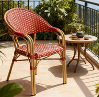Chaises de bistrot françaises rouge bordeaux empilables, chaises de patio françaises de style parisien pour l'extérieur, chaises à bras pour restaurant