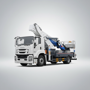 Camion plateforme élévatrice ISUZU 4x2, 45M, Diesel, Euro 6 pour opérations à grande hauteur - Product Image 1