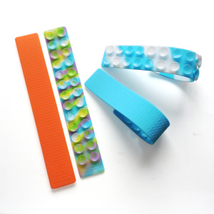 Giocattoli di aspirazione del braccialetto di Fidget di compressione terapeutica multicolore del polso del Silicone di compressione Mini bambino per i bambini autistici - Product Image 3