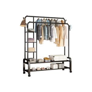 Appendiabiti Moderno Autoportante con Ruote, Struttura in Acciaio Inossidabile, Portatile e Mobile per Uso Alberghiero, con Ripiani per Piccoli Oggetti - Product Image 6