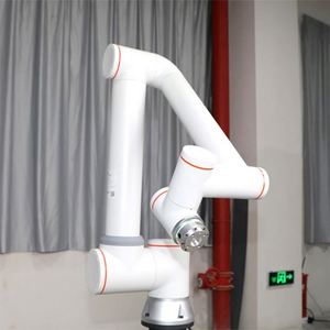 Bras de robot industriel à 6 axes pour la préhension et le placement, intelligents et universels - Product Image 2