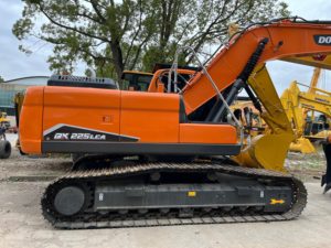 Excavadoras de cadenas grandes Doosan Develon DX360LCA-7B de 37 toneladas para trabajo pesado DX225LCA DX300LCA DX340LCA DX360LCA-7M - Product Image 2