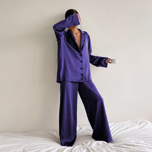 Nuovo <span class=keywords><strong>pigiama</strong></span> solido satinato leggero e sottile da <span class=keywords><strong>donna</strong></span> ampio e disponibile in più colori - Product Image 2
