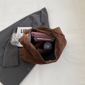 <span class=keywords><strong>Borsa</strong></span> Hobo Tote da Donna in <span class=keywords><strong>Pelle</strong></span> Scamosciata di Tendenza all'Ingrosso | <span class=keywords><strong>Borsa</strong></span> a Mano <span class=keywords><strong>Vintage</strong></span> <span class=keywords><strong>Marrone</strong></span> per Signore - Product Image 6