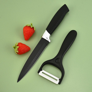 4 Uds 1 Juego de cocina de alto carbono <span class=keywords><strong>EVA</strong></span> inserto de acero inoxidable Metal caja personalizada logotipo personalizado Arco Iris colorido Chef cuchillo conjunto - Product Image 4