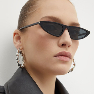 Gafas de Sol Cat-Eye Triangulares de Montura Completa, Nuevo Estilo 2025, Protección UV400, Personalizadas al Estilo Europeo/Americano para Mujer, Inspiradas en <span class=keywords><strong>Instagram</strong></span> - Product Image 3