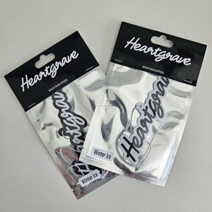 Profumatore per auto personalizzato di alta qualità con fragranze intense, profumo di oud, deodorante per auto personalizzato con logo. - Product Image 6