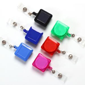 Porte-badge rétractable en plastique de forme carrée personnalisé en gros - Product Image 3