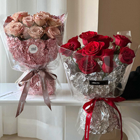 Papier d'emballage floral imperméable de luxe avec doublure intérieure en feuille métallisée pour l'emballage de bouquets et les fournitures pour fleuristes